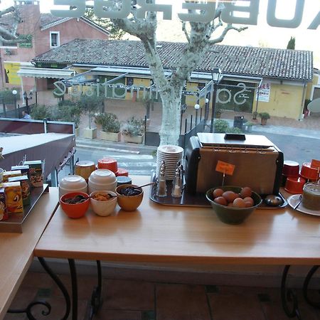 Hotel La Bonne Auberge 무스티에생마리 외부 사진