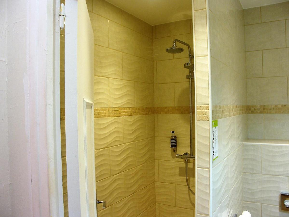Hotel La Bonne Auberge 무스티에생마리 외부 사진