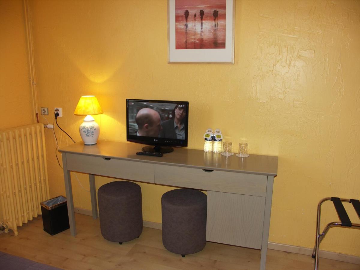 Hotel La Bonne Auberge 무스티에생마리 외부 사진