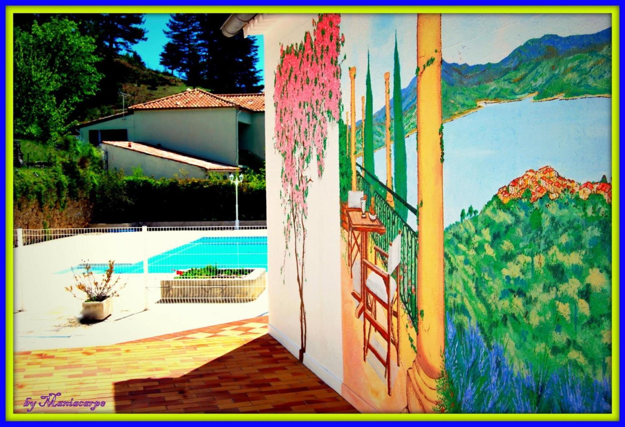 Hotel La Bonne Auberge 무스티에생마리 외부 사진